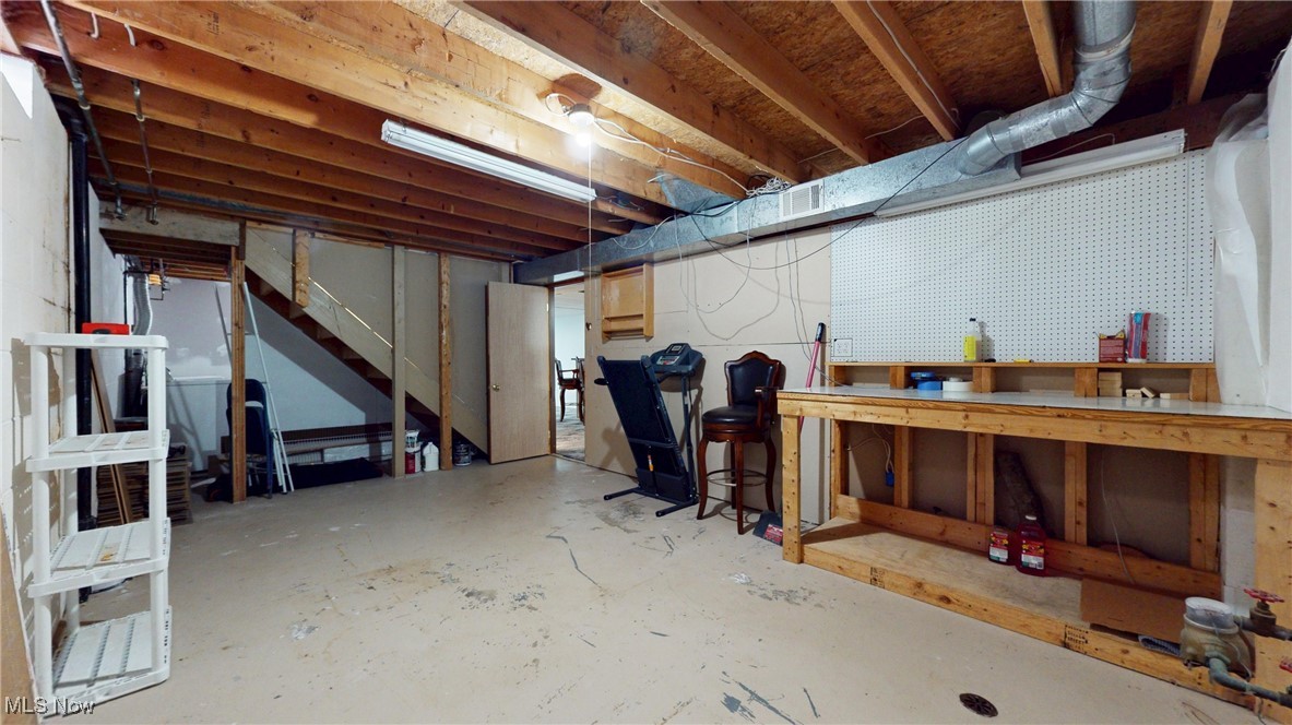 1357 Cayuga Avenue Akron OH 44312