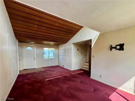 19493 Riverwood Avenue Rocky River OH 44116