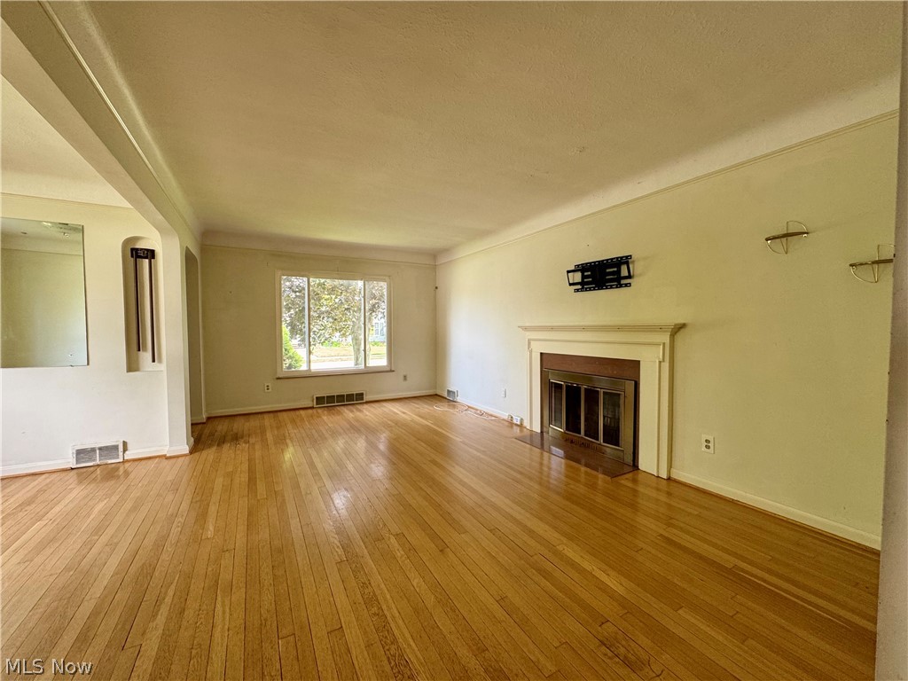 19493 Riverwood Avenue Rocky River OH 44116