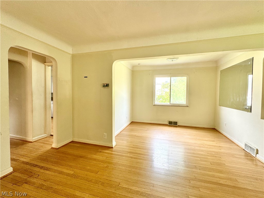 19493 Riverwood Avenue Rocky River OH 44116