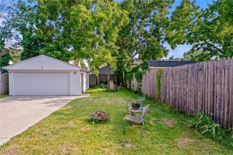 2815 Hearthstone Road Parma OH 44134