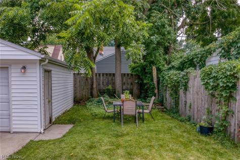2815 Hearthstone Road Parma OH 44134