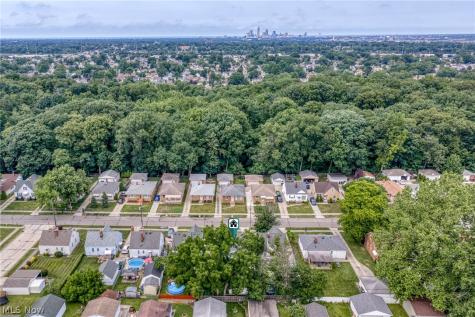 2815 Hearthstone Road Parma OH 44134