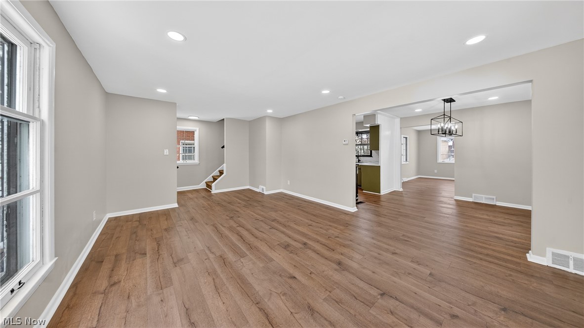 16811 Invermere Avenue Cleveland OH 44128