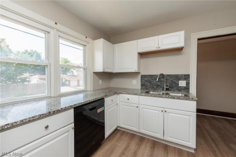 3534 W 123rd Street Cleveland OH 44111