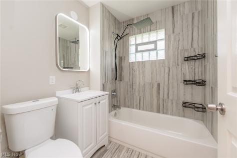 3534 W 123rd Street Cleveland OH 44111