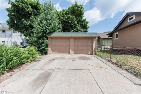 3534 W 123rd Street Cleveland OH 44111