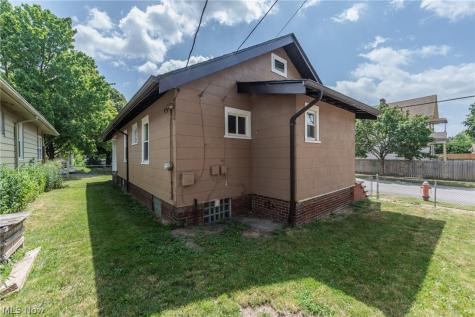 3534 W 123rd Street Cleveland OH 44111