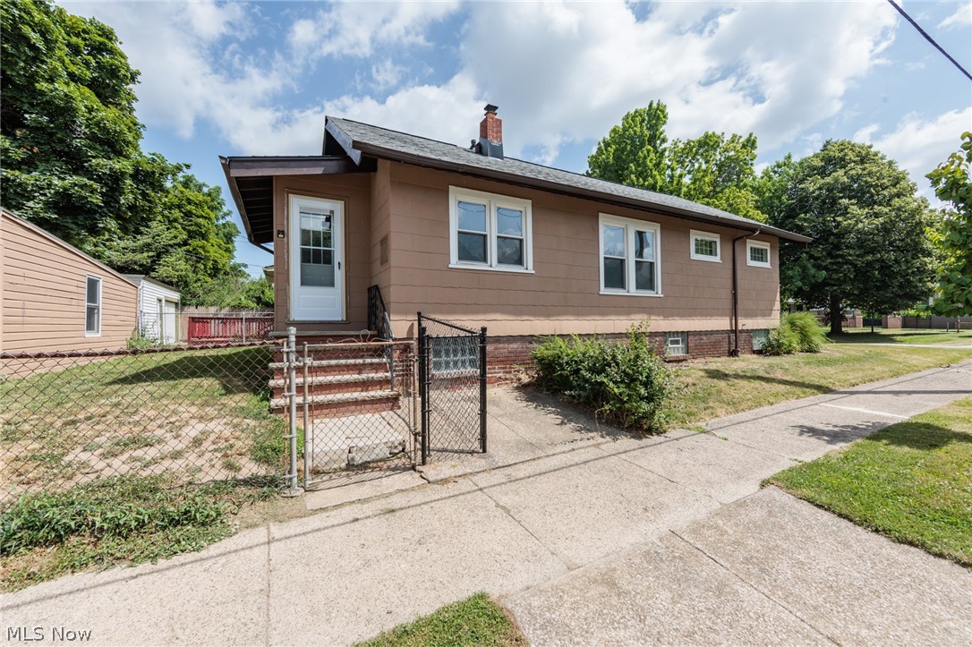 3534 W 123rd Street Cleveland OH 44111