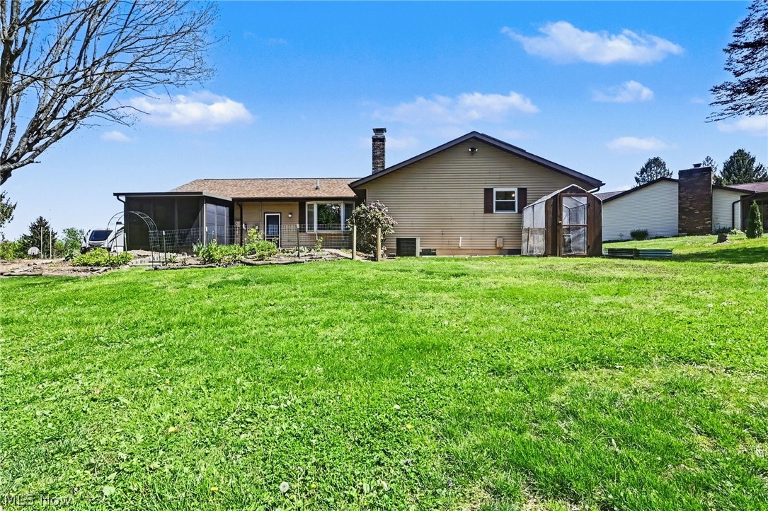 332 Kelly Circle Zanesville OH 43701