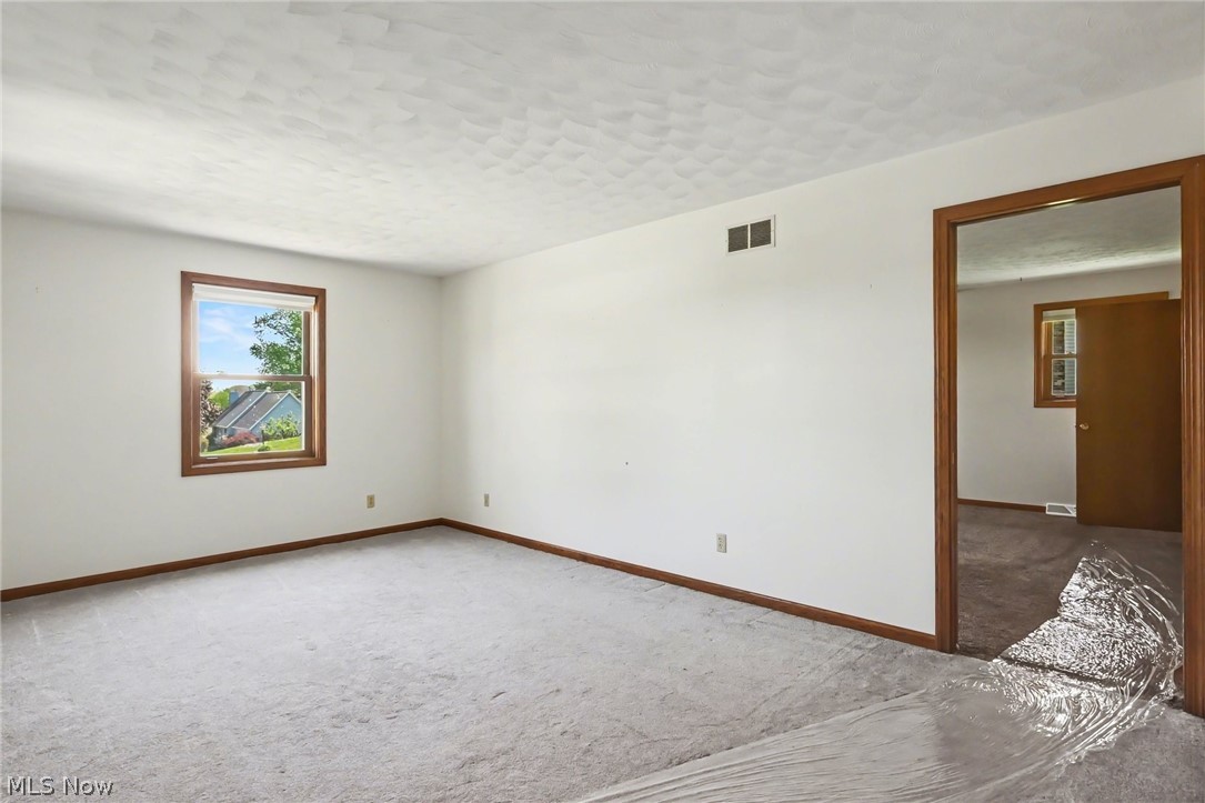 332 Kelly Circle Zanesville OH 43701