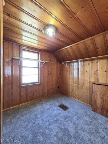 2606 Oberlin Avenue Lorain OH 44052