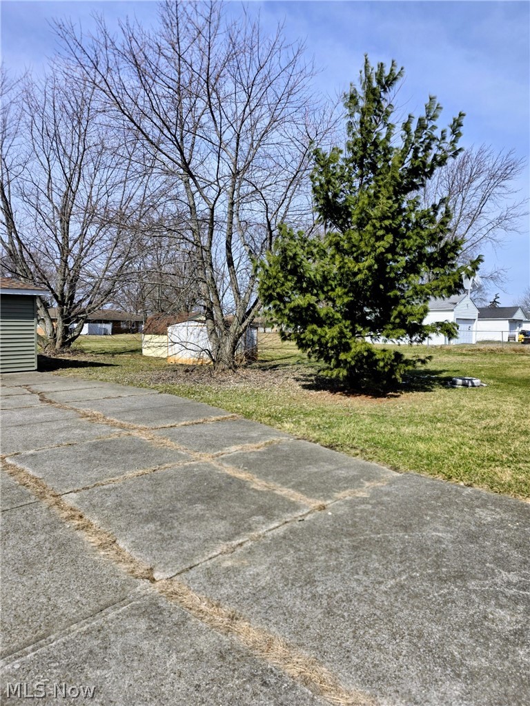2606 Oberlin Avenue Lorain OH 44052