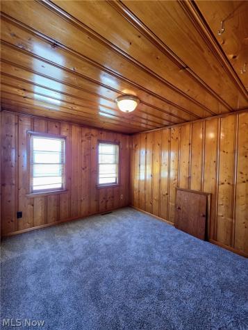 2606 Oberlin Avenue Lorain OH 44052