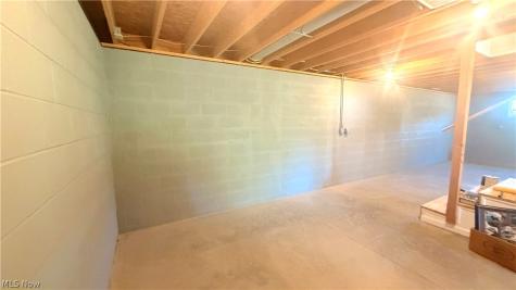 6061 State Route 754 Millersburg OH 44654