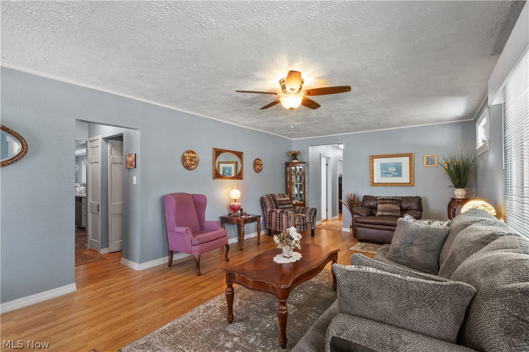 1542 Lake View Avenue Madison OH 44057