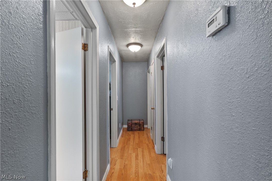 1542 Lake View Avenue Madison OH 44057