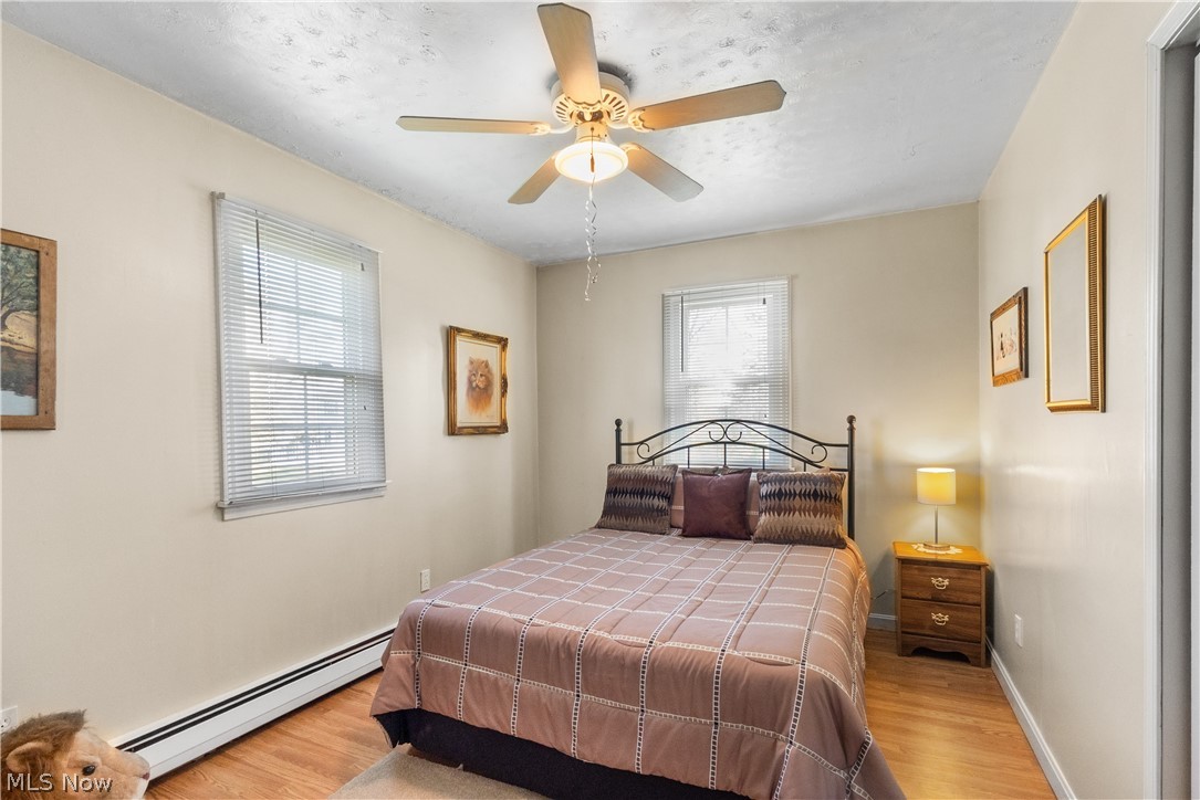 1542 Lake View Avenue Madison OH 44057