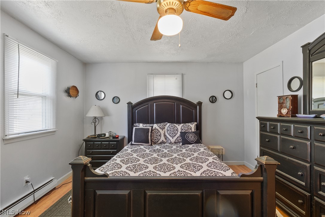 1542 Lake View Avenue Madison OH 44057
