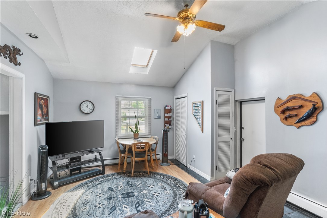 1542 Lake View Avenue Madison OH 44057