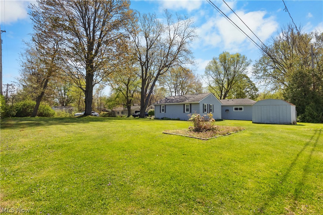 1542 Lake View Avenue Madison OH 44057
