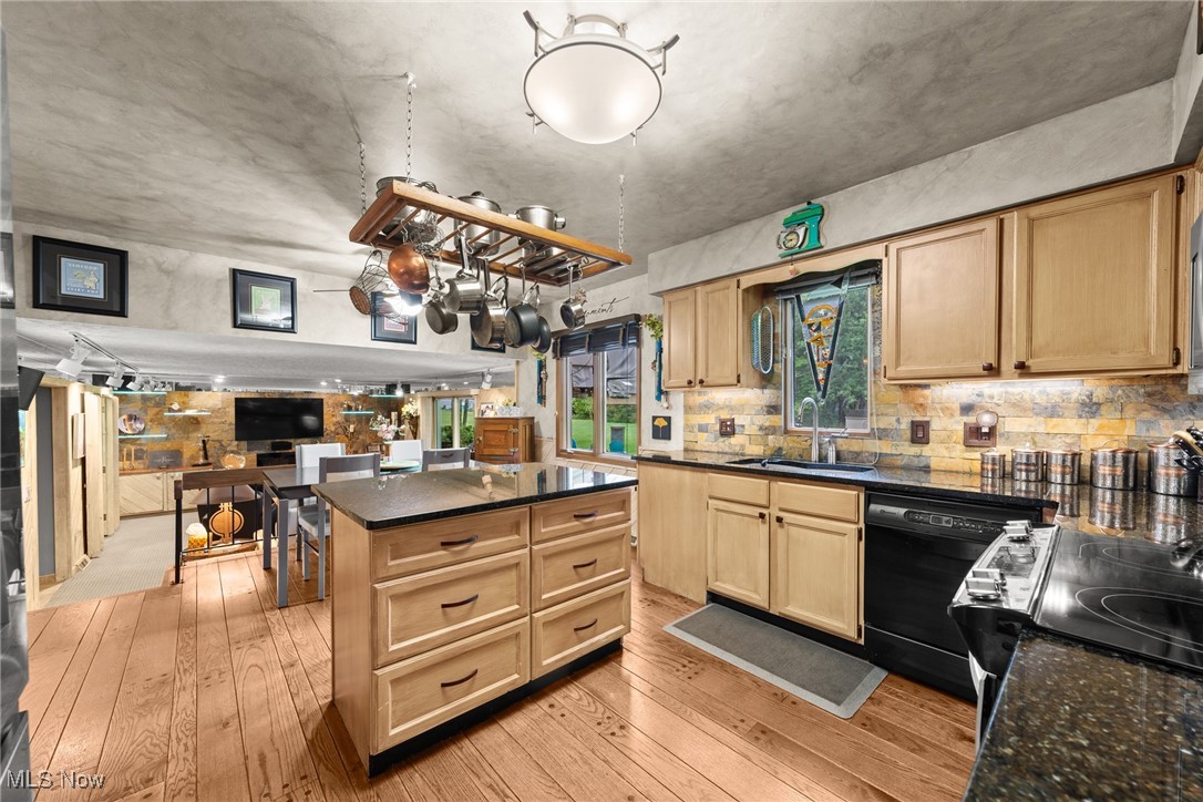 5130 Cheswick Drive Solon OH 44139