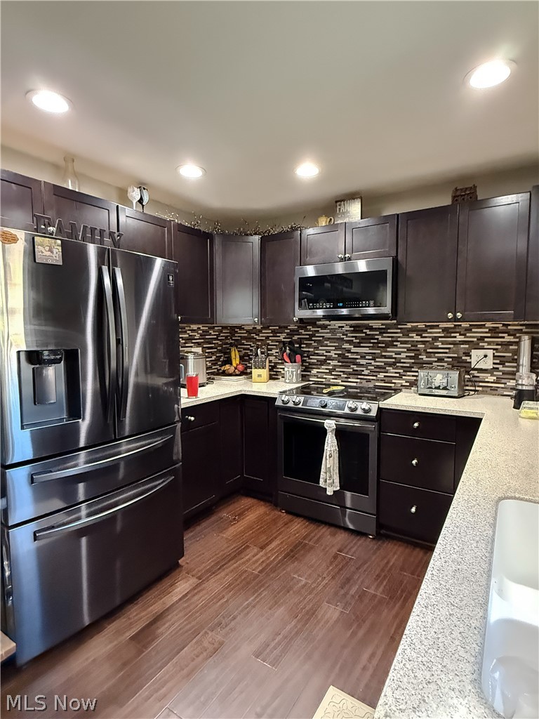 141 Spring Street Gnadenhutten OH 44629