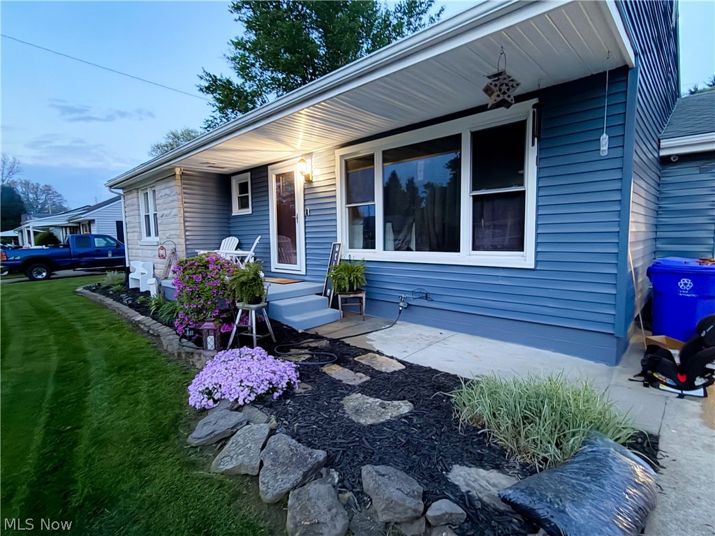 141 Spring Street Gnadenhutten OH 44629