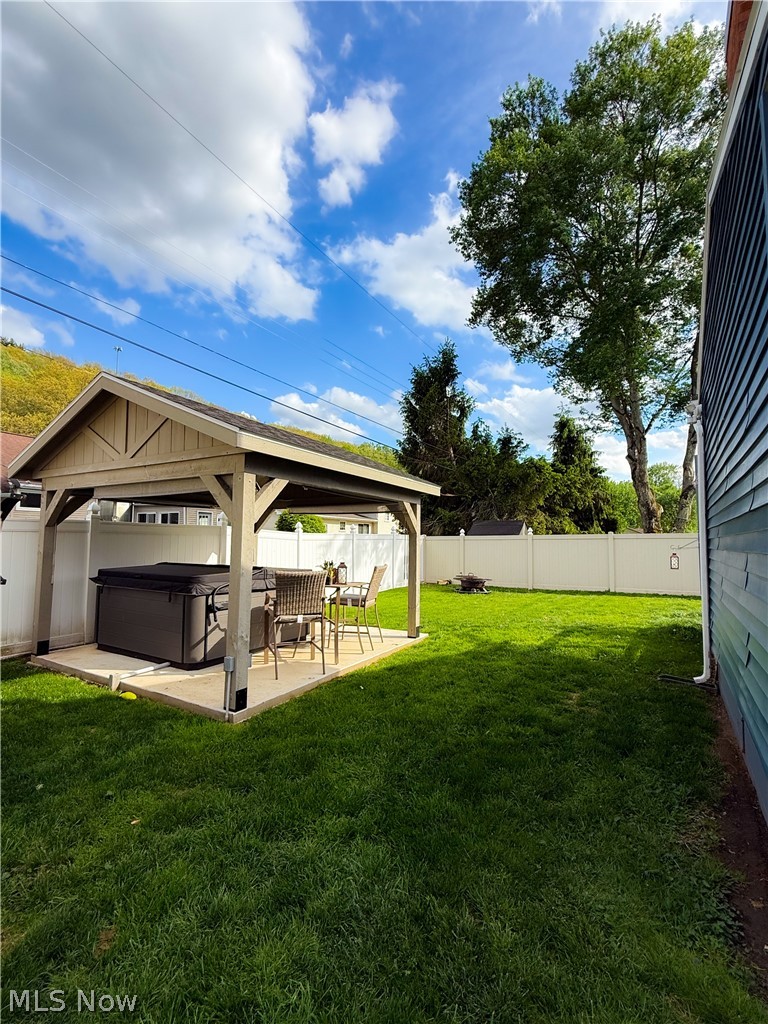 141 Spring Street Gnadenhutten OH 44629
