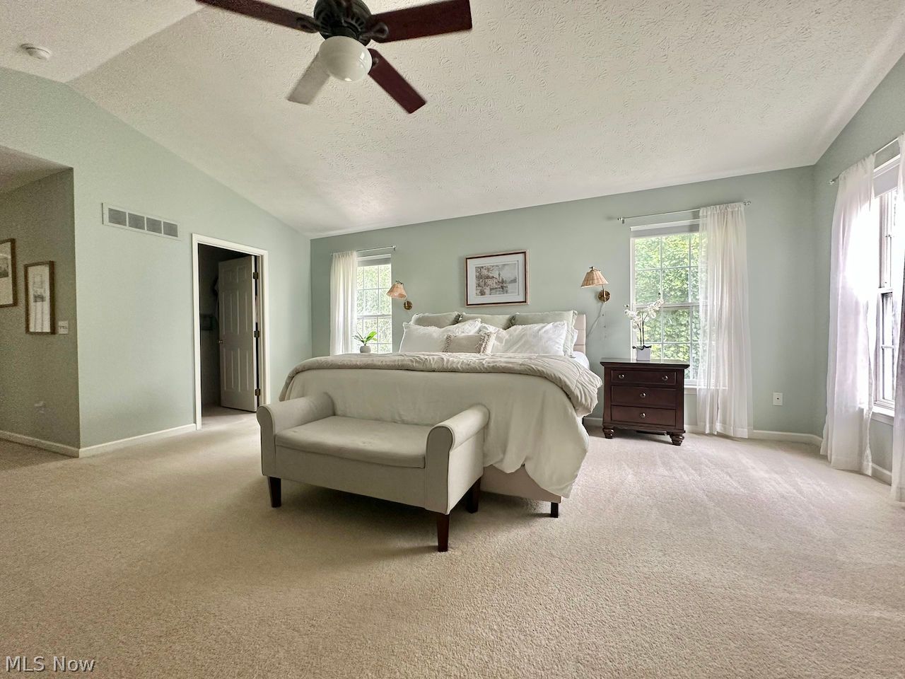 4818 Lincolnshire Court Broadview Heights OH 44147