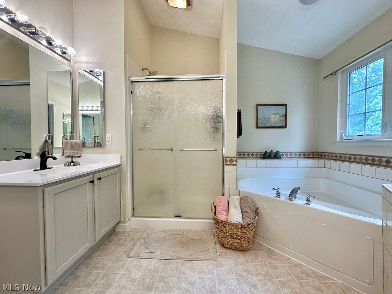 4818 Lincolnshire Court Broadview Heights OH 44147