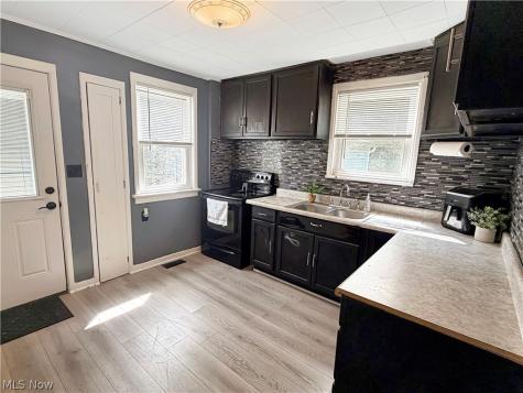 911 17th Street NE Massillon OH 44646