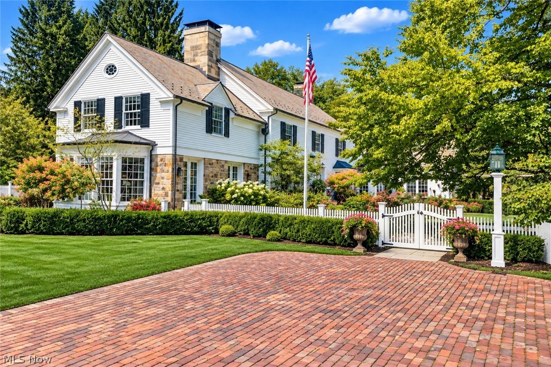 7571 Main Street Gates Mills OH 44040