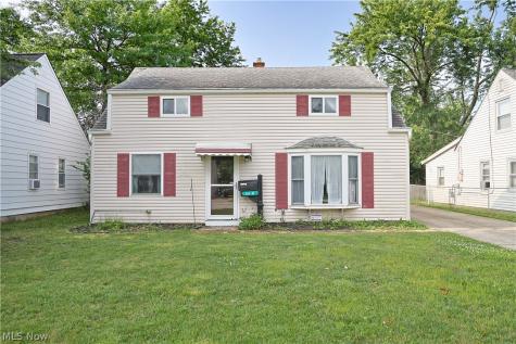 26490 Drakefield Avenue Euclid OH 44132