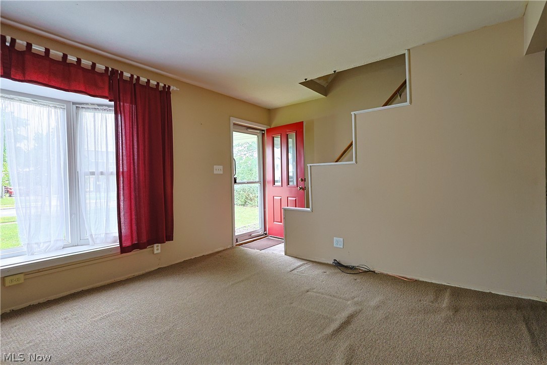 26490 Drakefield Avenue Euclid OH 44132