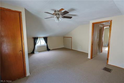 26490 Drakefield Avenue Euclid OH 44132