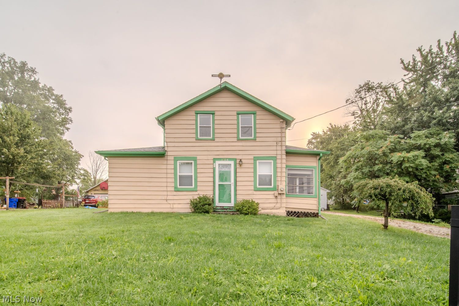 1314 Bank Street Atwater OH 44201