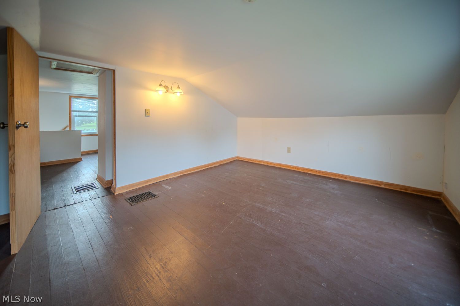 1314 Bank Street Atwater OH 44201