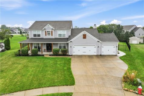 12530 Lineage Circle NW Uniontown OH 44685