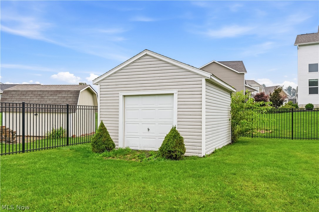 12530 Lineage Circle NW Uniontown OH 44685