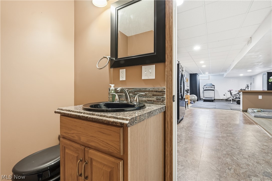 12530 Lineage Circle NW Uniontown OH 44685