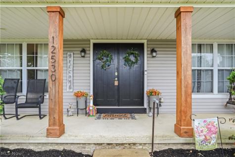 12530 Lineage Circle NW Uniontown OH 44685