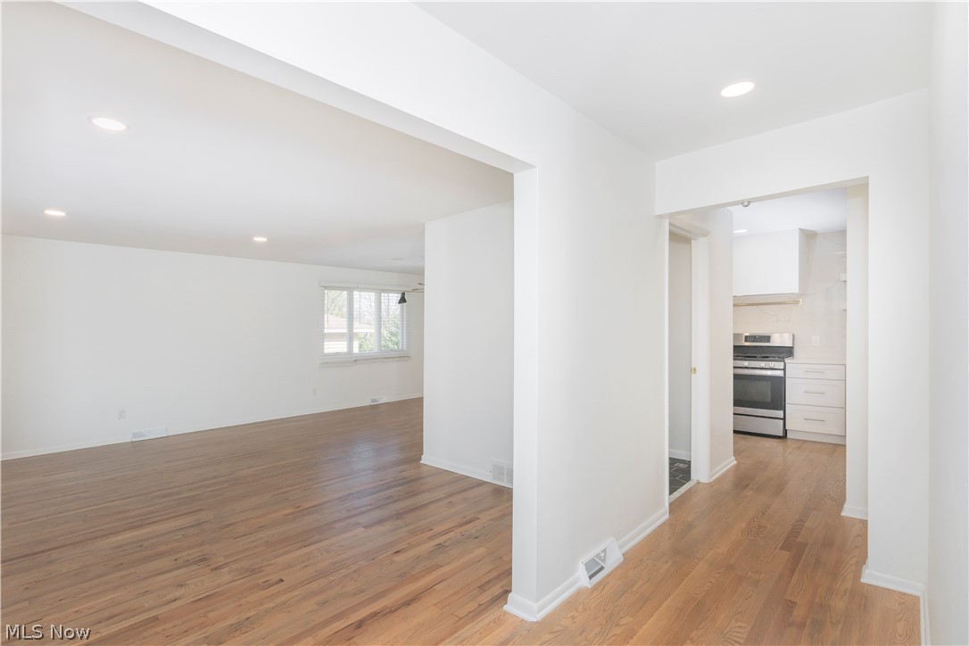 657 Lander Drive Highland Heights OH 44143