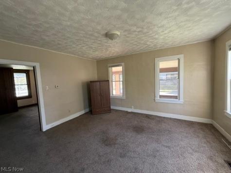 128 Sayers Avenue Niles OH 44446