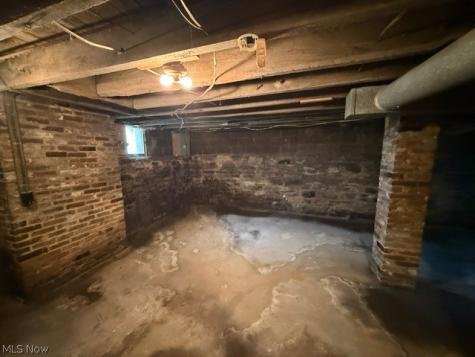 128 Sayers Avenue Niles OH 44446
