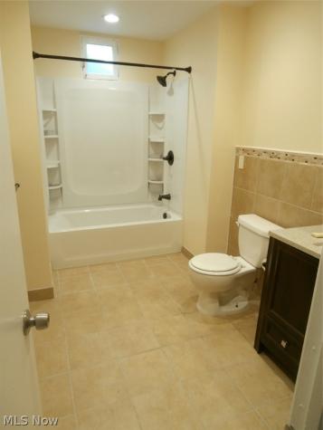 23551 S Woodland Road Shaker Heights OH 44122