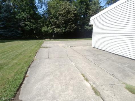 23551 S Woodland Road Shaker Heights OH 44122