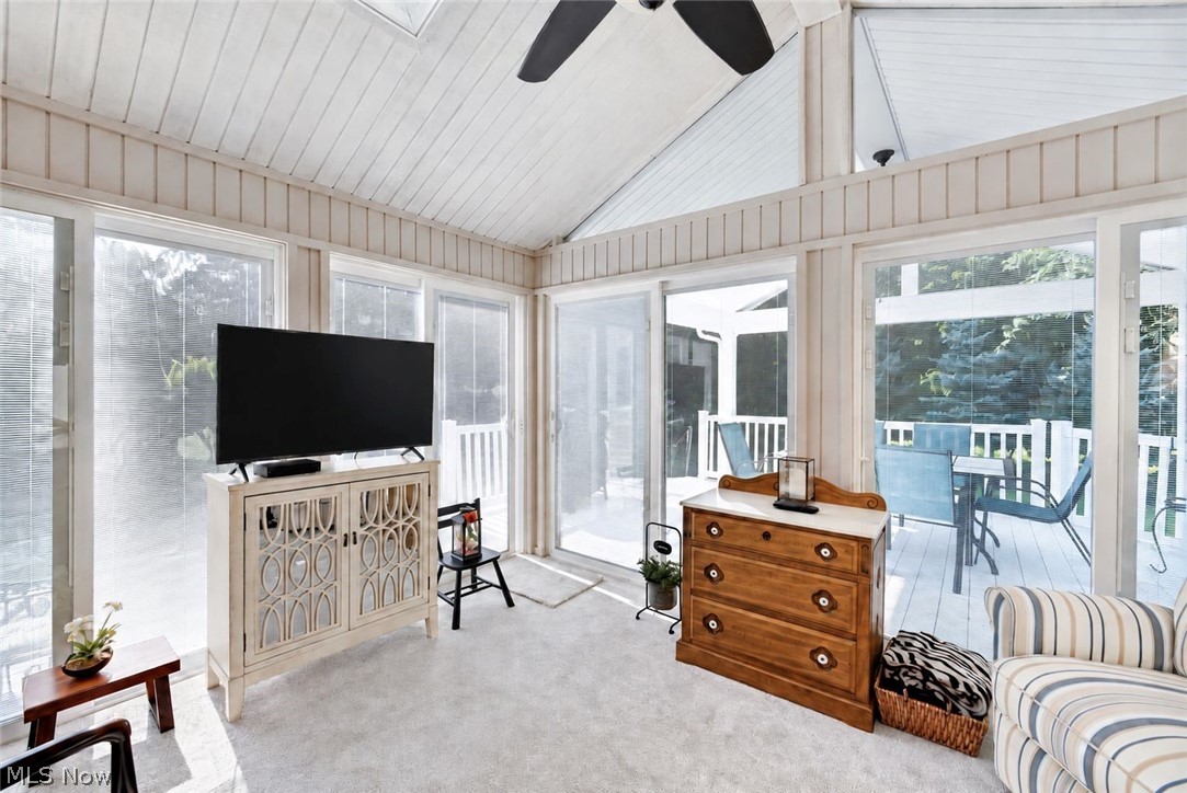 222 W Garwood Drive Tallmadge OH 44278