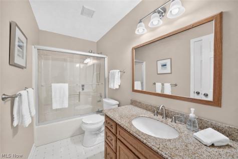 222 W Garwood Drive Tallmadge OH 44278