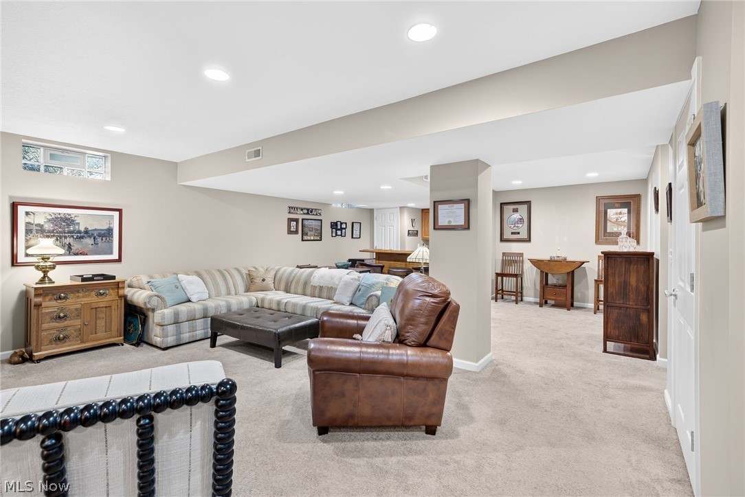 222 W Garwood Drive Tallmadge OH 44278